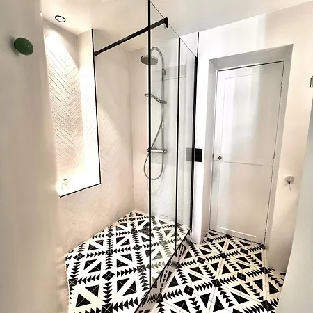 Moderne A 130 M² Proche Monceau Climatise Appartement